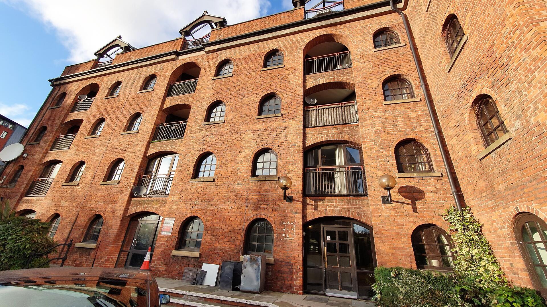 304 Middle Warehouse Castle Quay Manchester